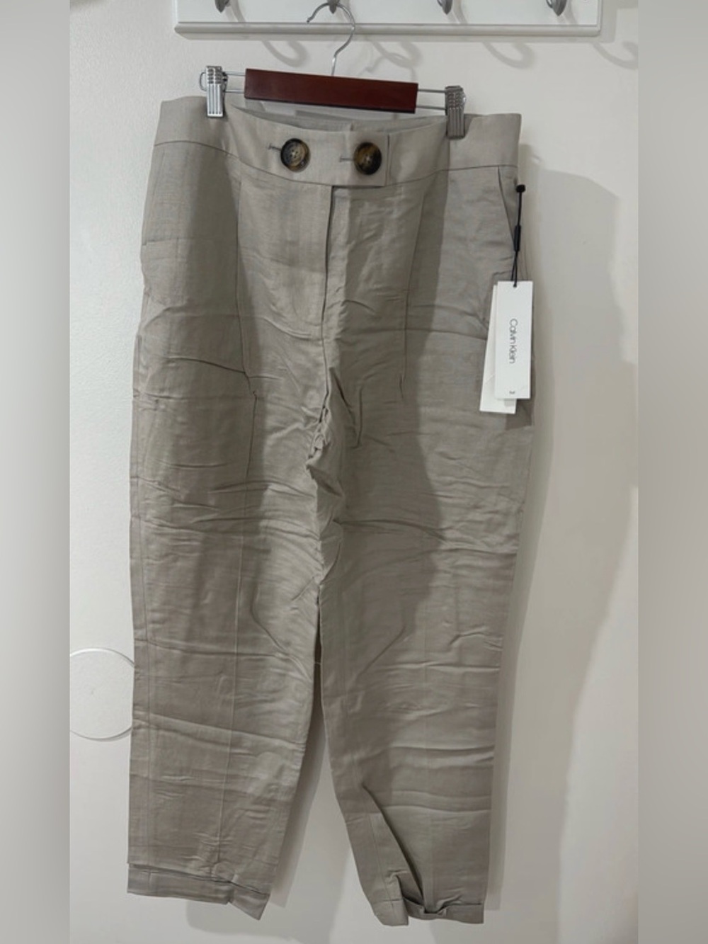 Calvin Klein women’s linenTaupe Straight-Leg Chinos